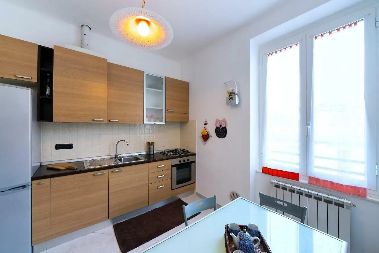 Next2 Apartment La Spezia 0*,