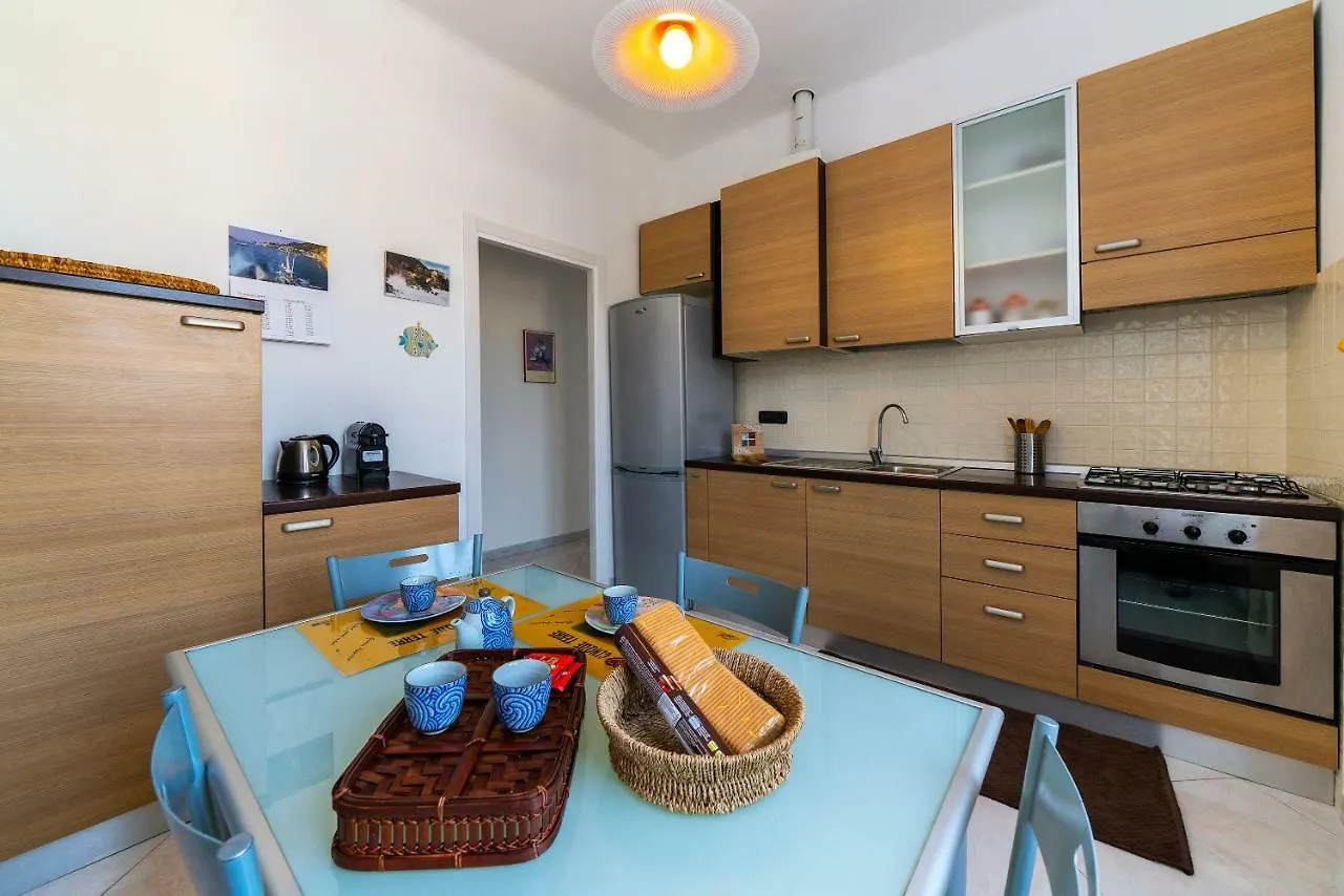 Next2 Apartment La Spezia 0*,  Italy